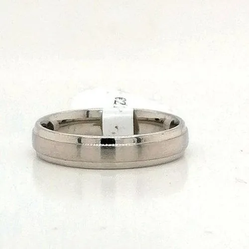 5mm Matt Centre Wedding Band