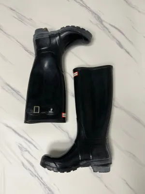 Boots Rain By Hunter  Size: 7