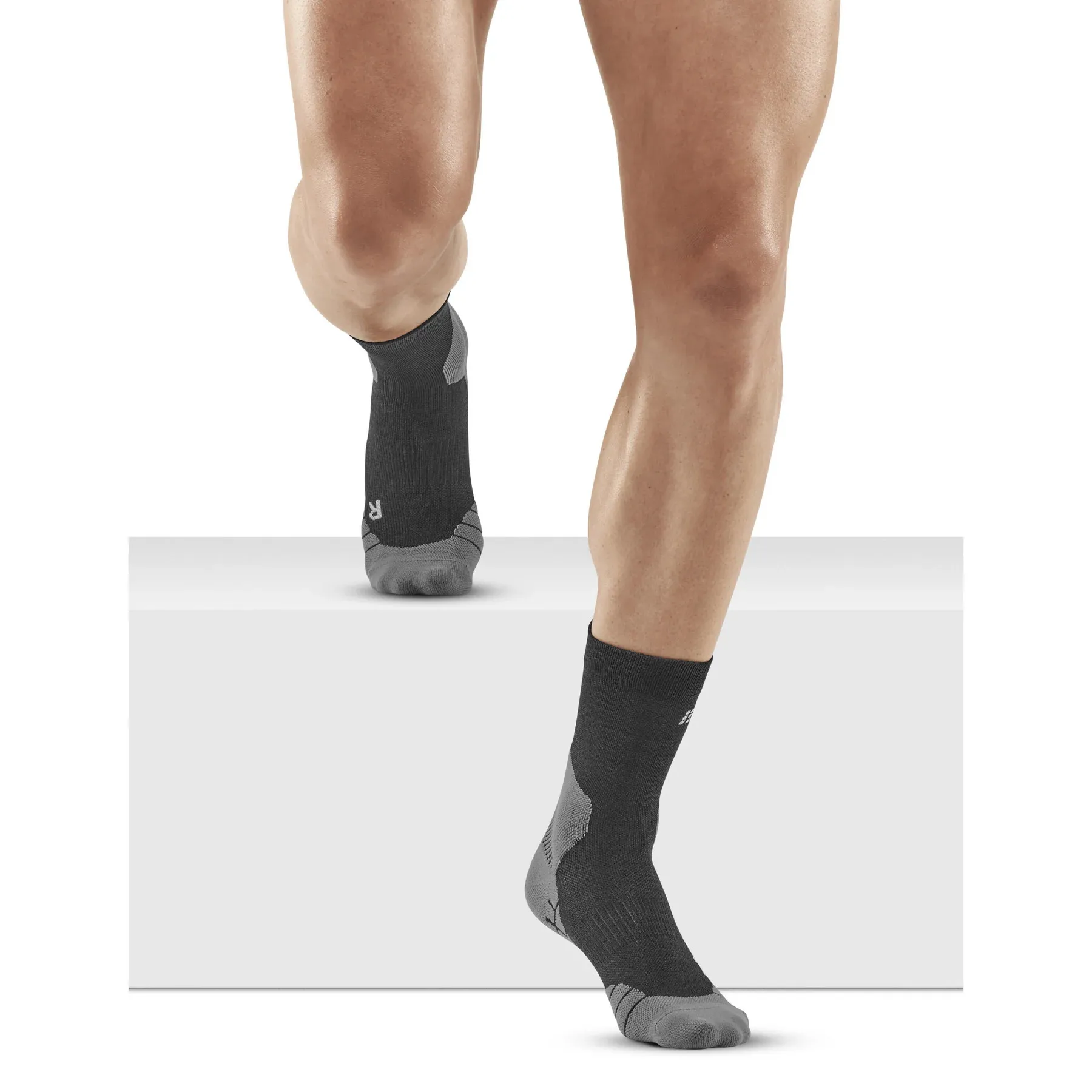 CEP Men&#x27;s Hiking Light Merino Mid Cut Compression Socks Black | Buy CEP Men&#x27;s Hiking Light Merino Mid Cut Compression Socks Black here | Outnorth