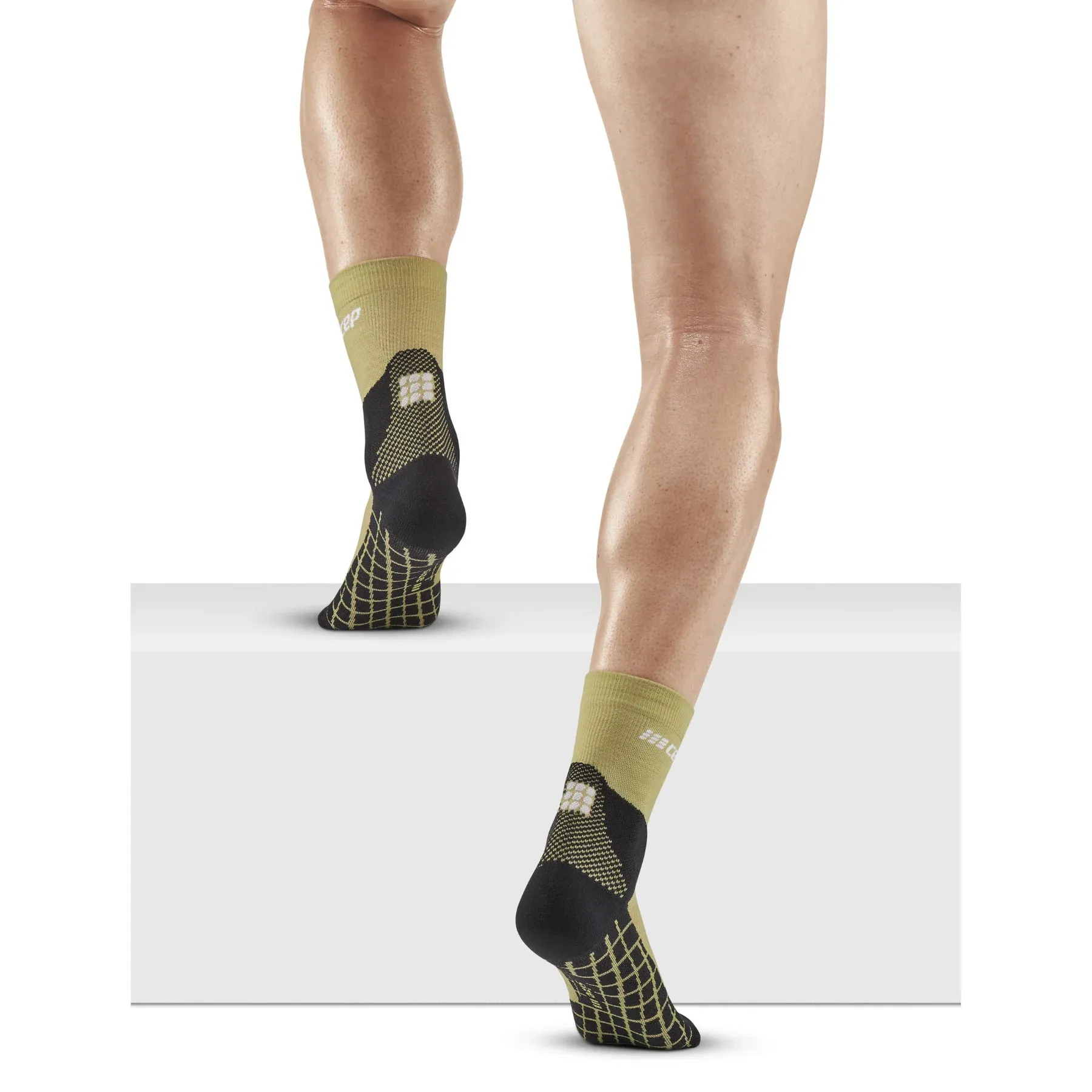 CEP Men&#x27;s Hiking Light Merino Mid Cut Compression Socks Light Olive | Buy CEP Men&#x27;s Hiking Light Merino Mid Cut Compression Socks Light Olive here | Outnorth