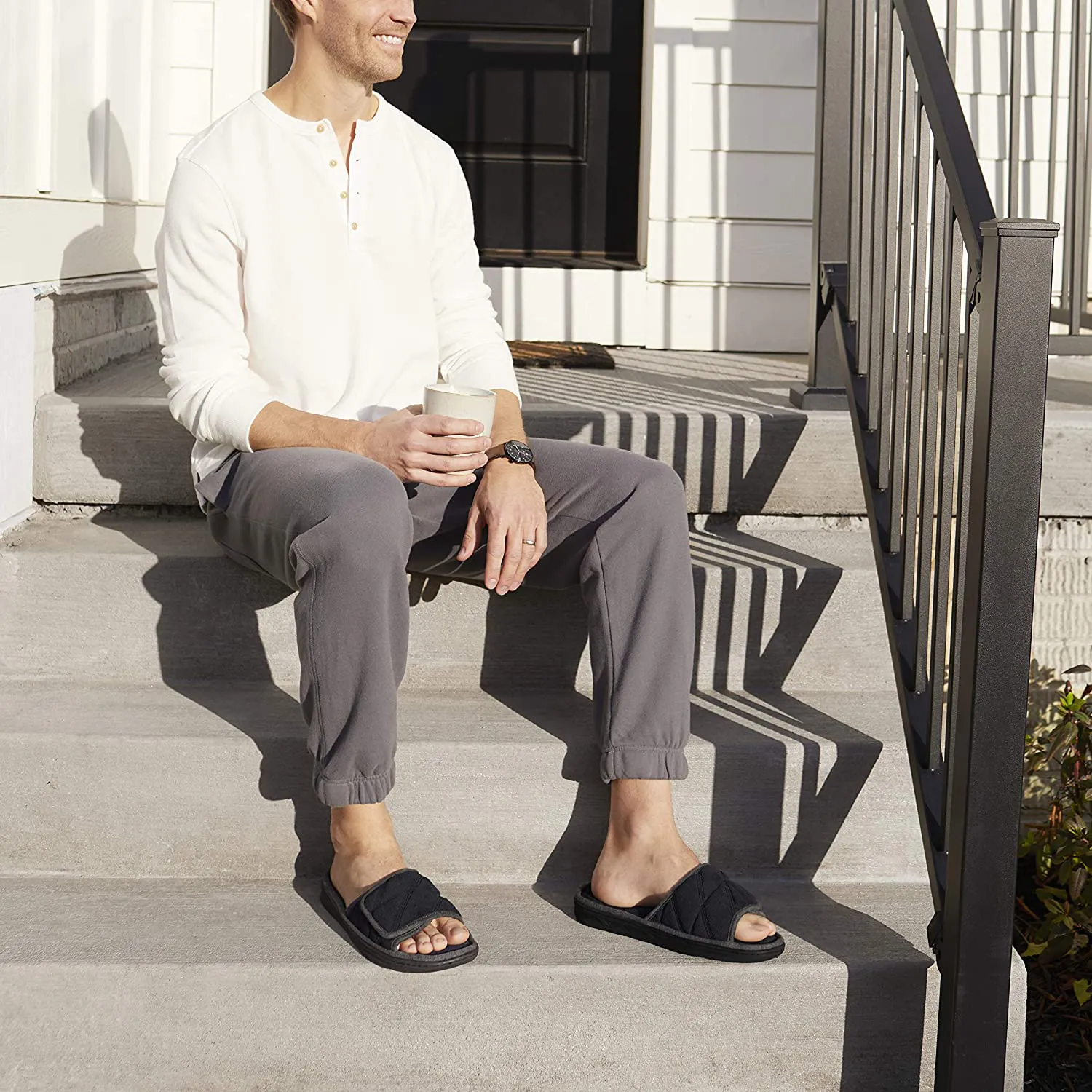 Dearfoams Men's Cooper Quilted Terry Adjustable Slide Slipper