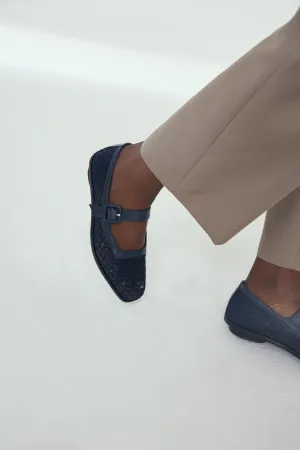 Eugenia Flat in Indigo Mesh Size 37