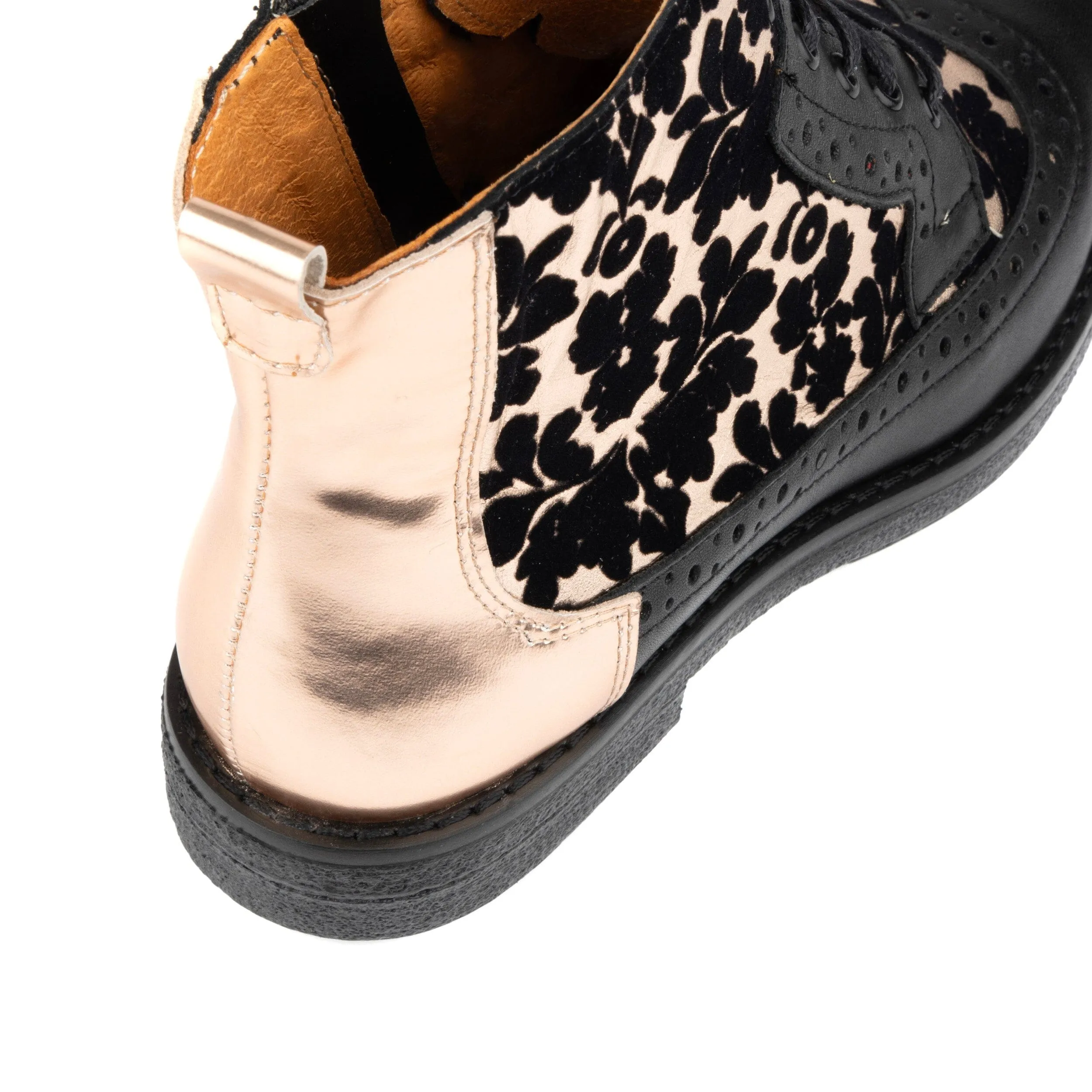 Hatter - Black & Rose Gold