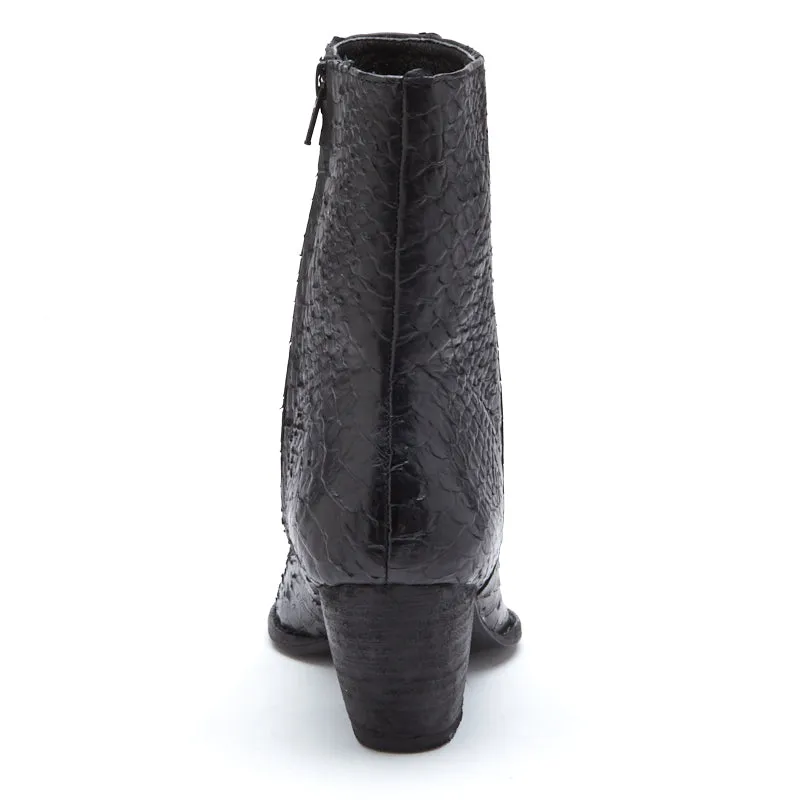 Matisse Caty Ankle Boot in Black