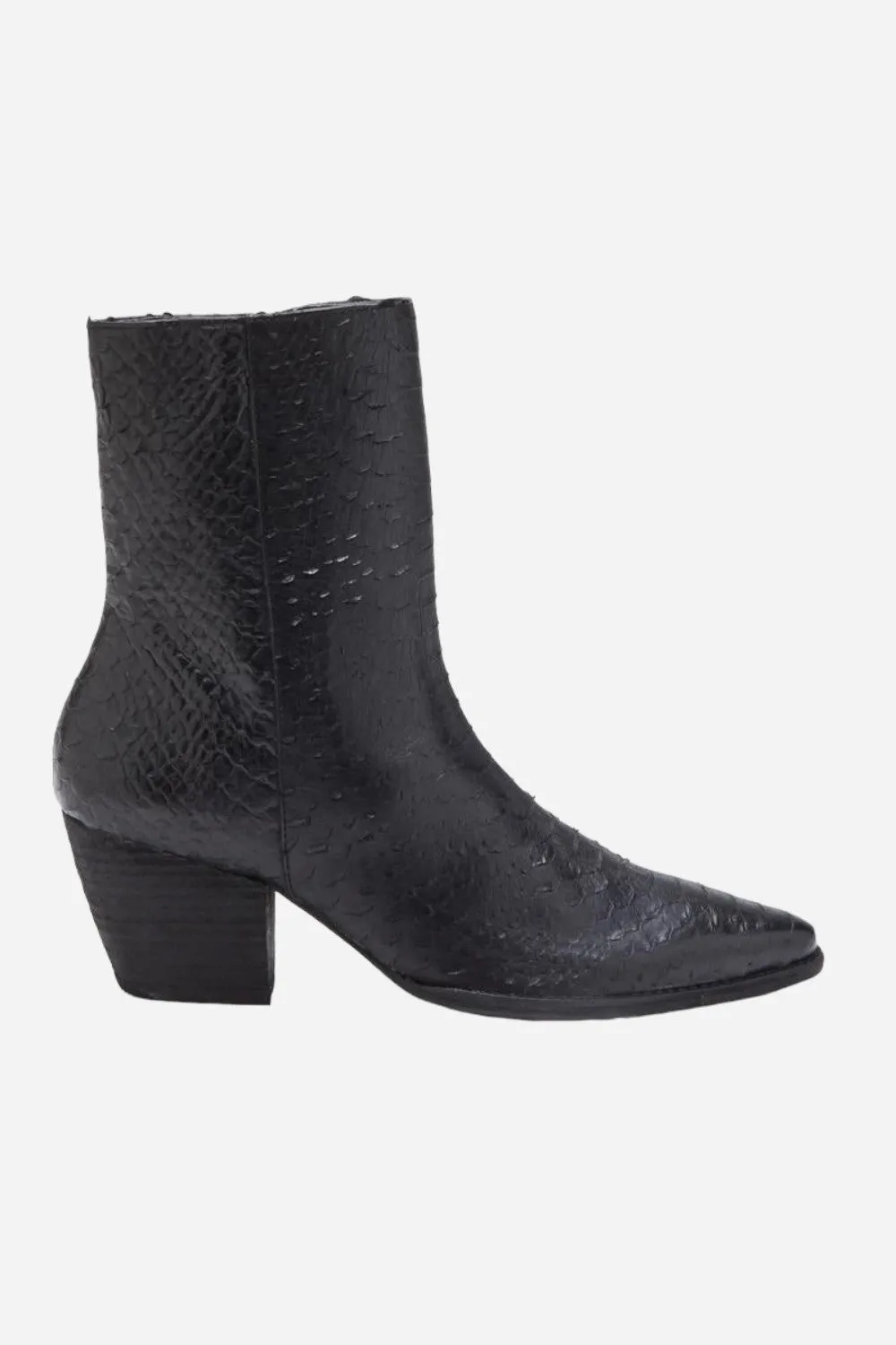 Matisse Caty Ankle Boot in Black
