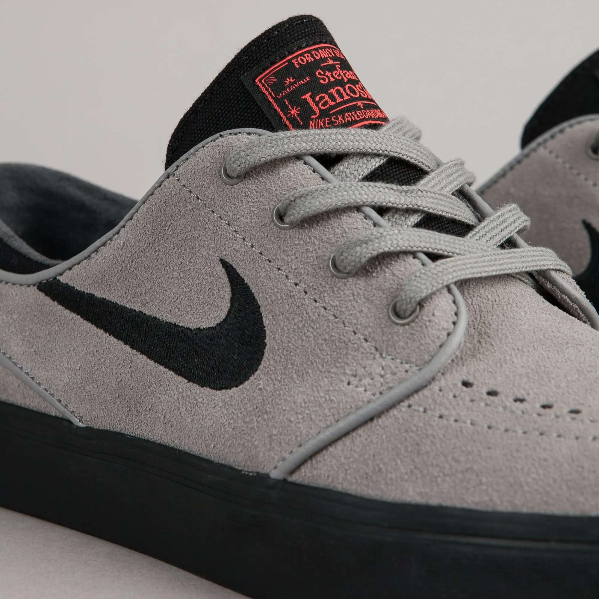 Nike SB Stefan Janoski Shoes - Dust / Black - Ember Glow - White