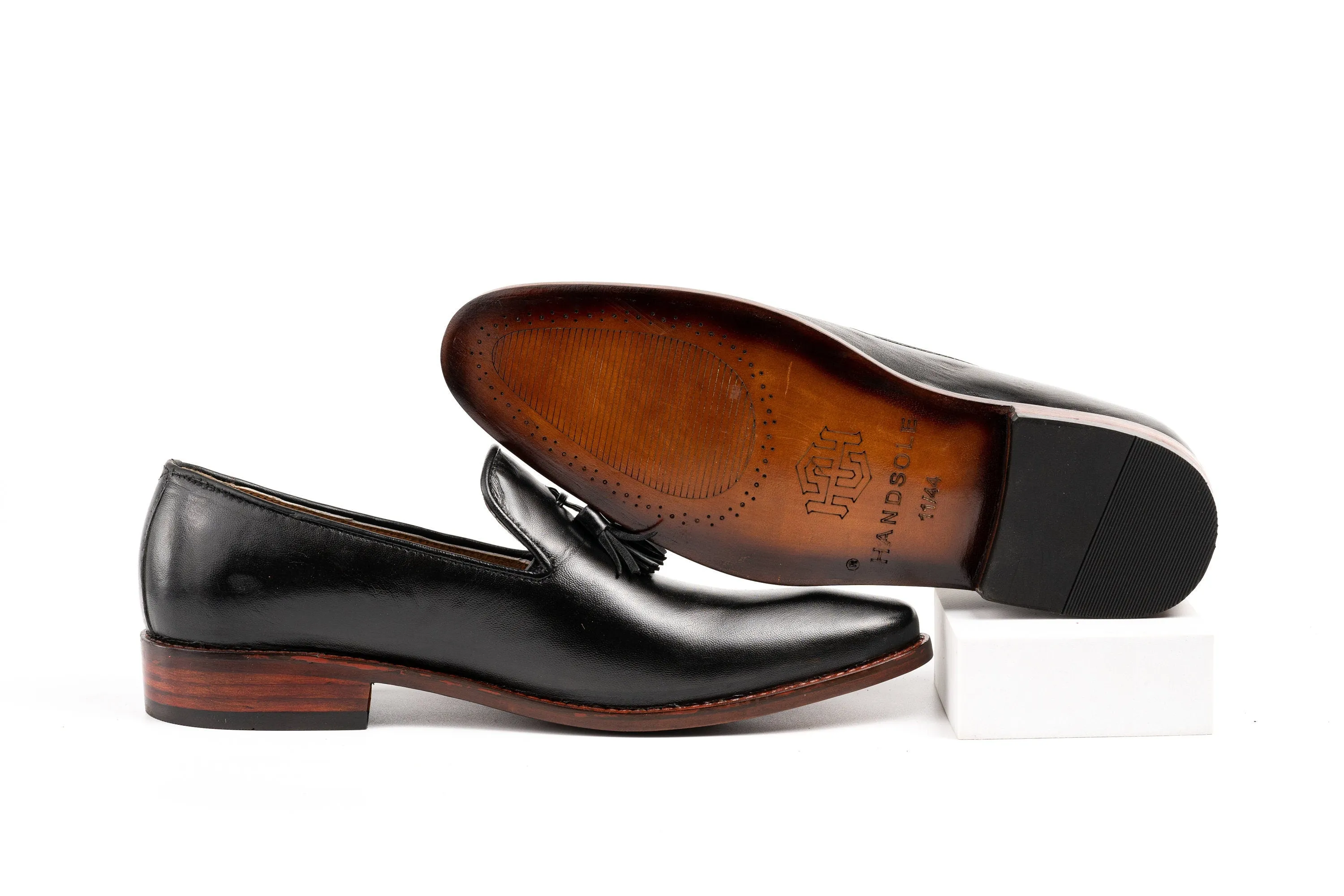 Plain Pointed toe  Loafer Shoes made using real cow leather Perfect Adult gift, Men's Dress Formal Party Loafer